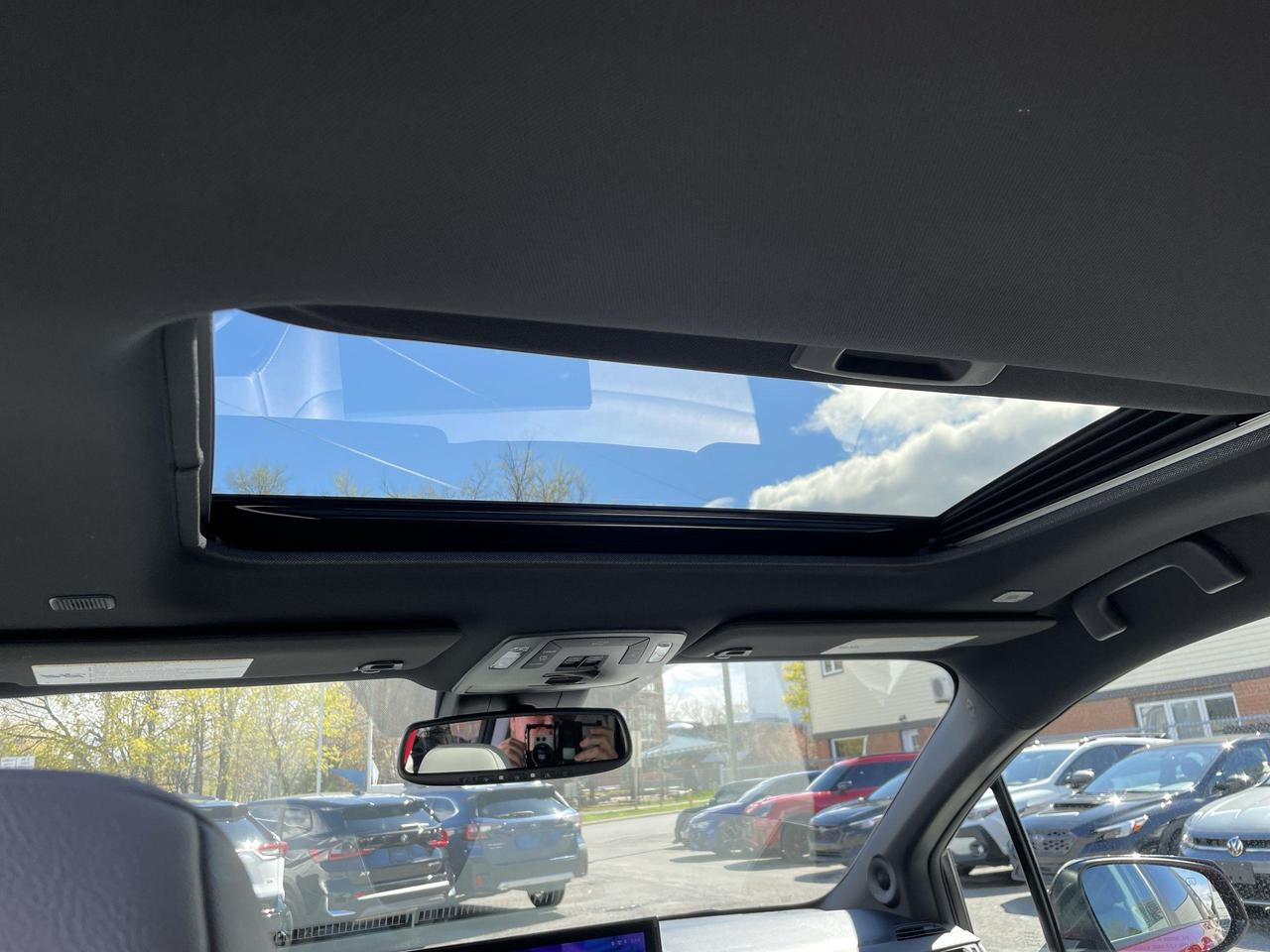 2026 Toyota Sienna XSE 7-Passenger Photo