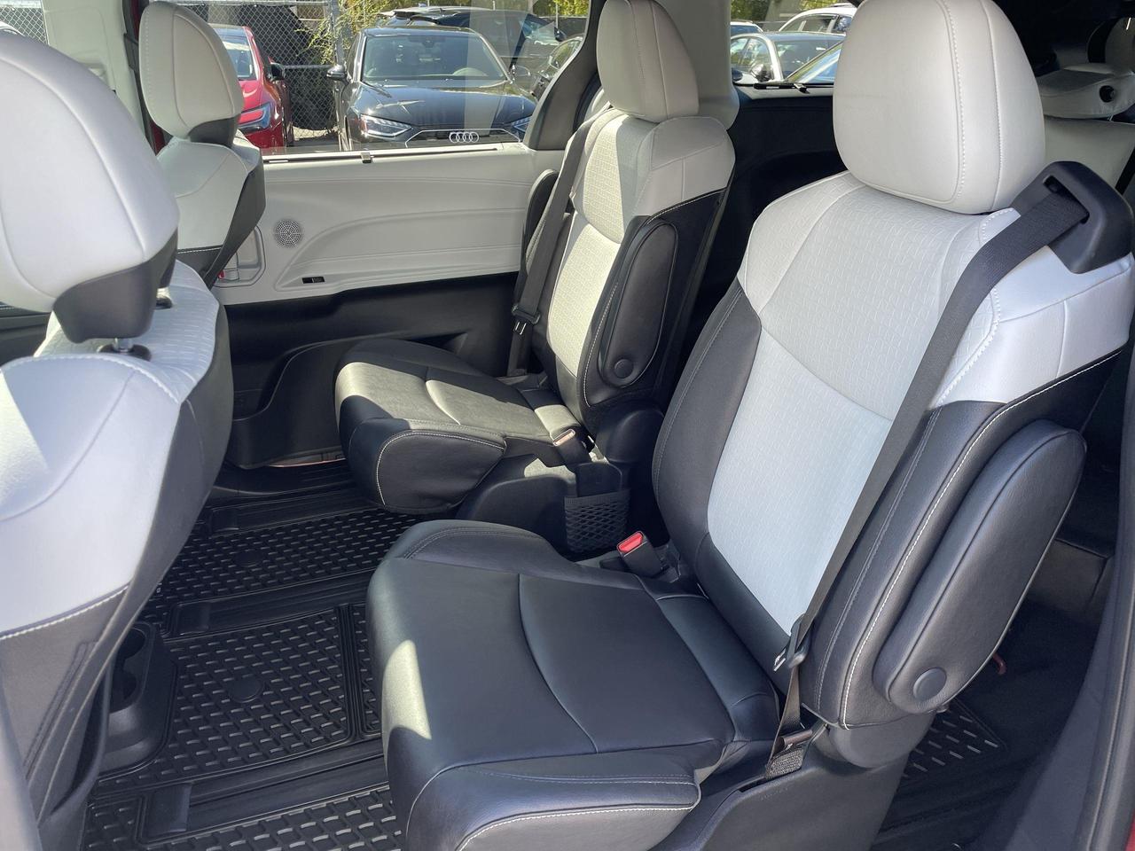 2026 Toyota Sienna XSE 7-Passenger Photo
