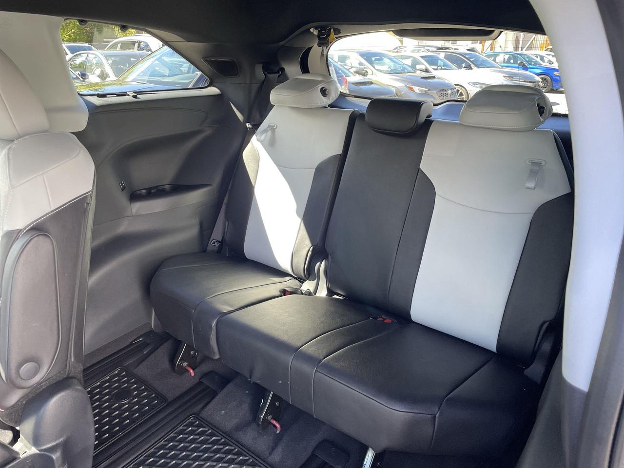 2026 Toyota Sienna XSE 7-Passenger Photo