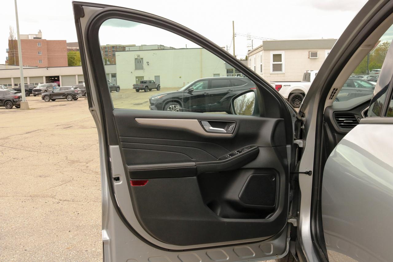 2022 Ford Escape SEL AWD | 1 KEY FOB | REMOTE START | HEATED SEATS Photo