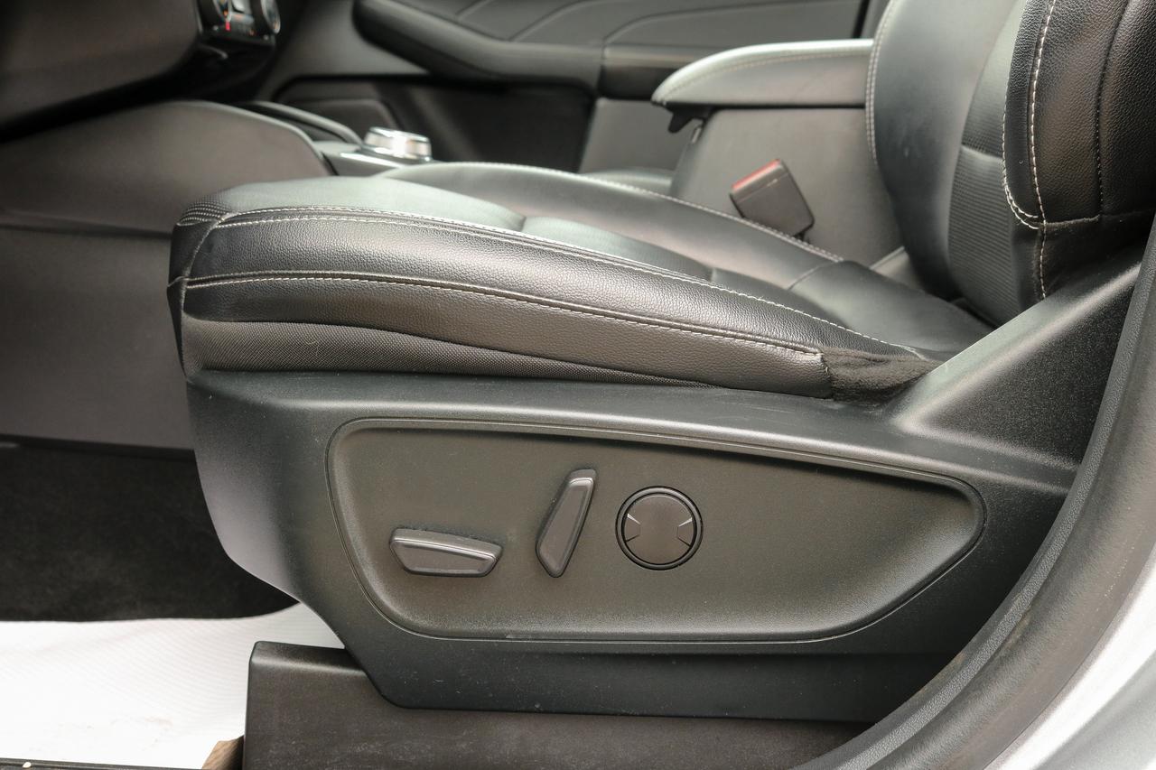 2022 Ford Escape SEL AWD | 1 KEY FOB | REMOTE START | HEATED SEATS Photo