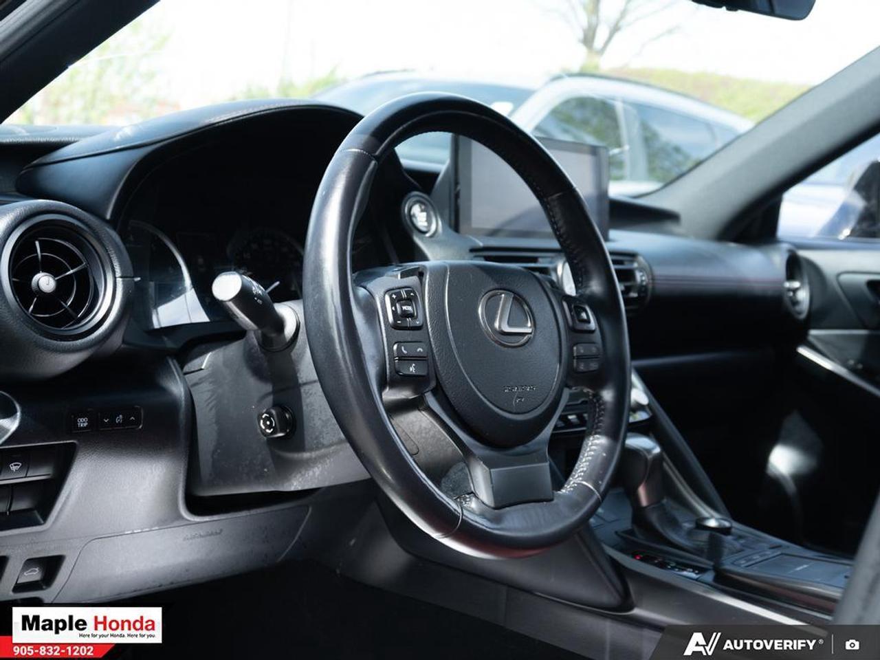 2023 Lexus IS Ultra Luxury| Sunroof| Red Leather vented seats | Photo