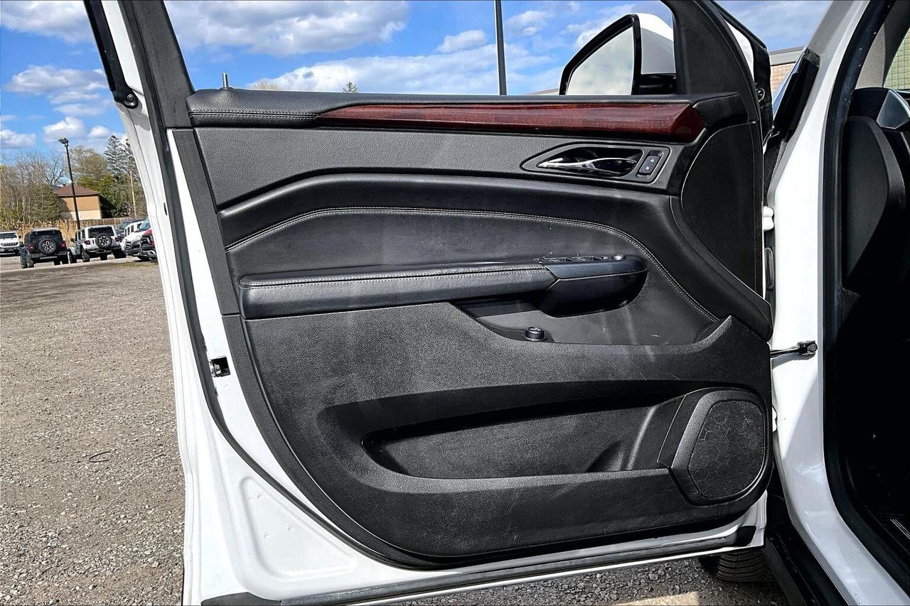 2015 Cadillac SRX Luxury | AS IS | AWD Photo
