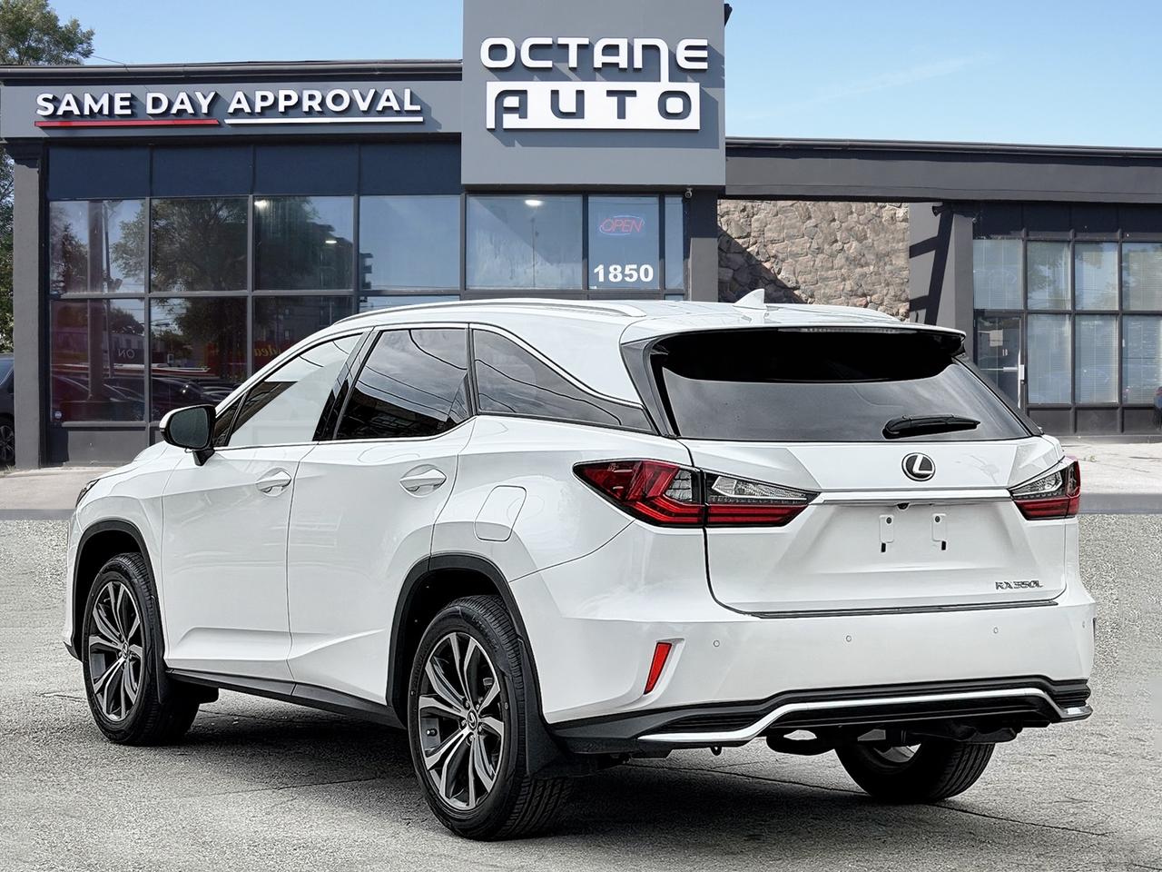 2018 Lexus RX RX 350L Auto Photo3
