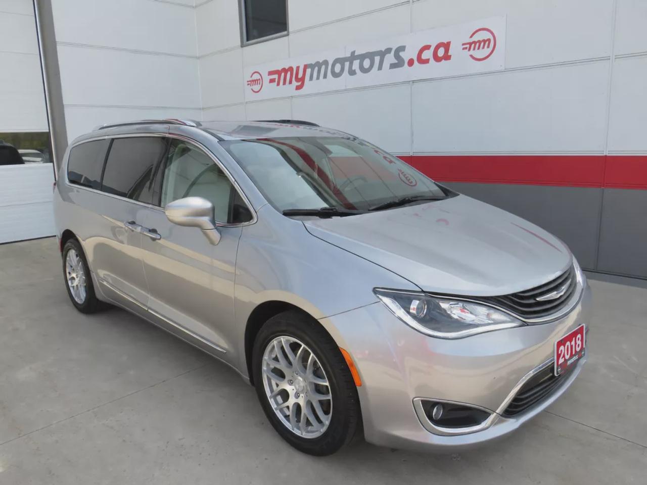 2018 Chrysler Pacifica Hybrid Touring-L | Clean Title No Accidents | 7 Passenger | Alloy Rims | Tints | DVD | Leather | Hea
