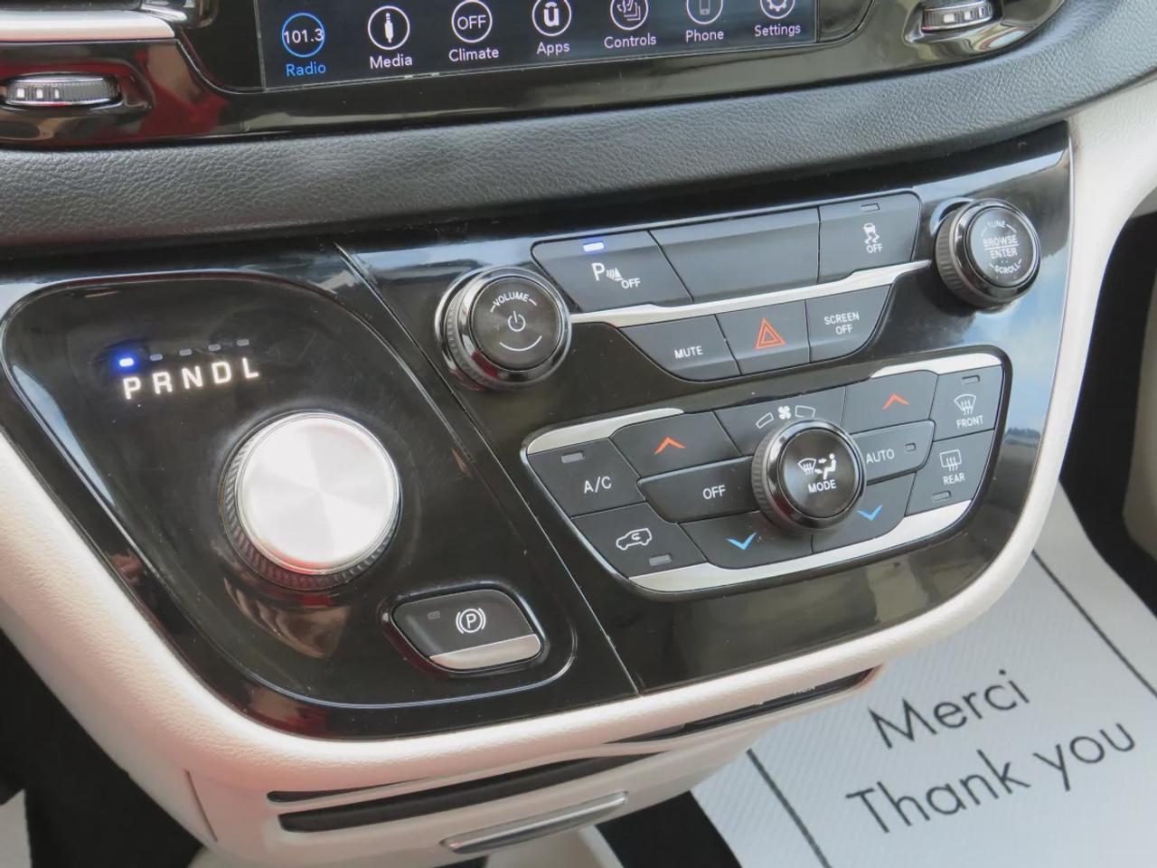 2018 Chrysler Pacifica Hybrid Touring-L | Clean Title No Accidents | 7 Passenger | Alloy Rims | Tints | DVD | Leather | Heated Seats | Dual Climate | Photo