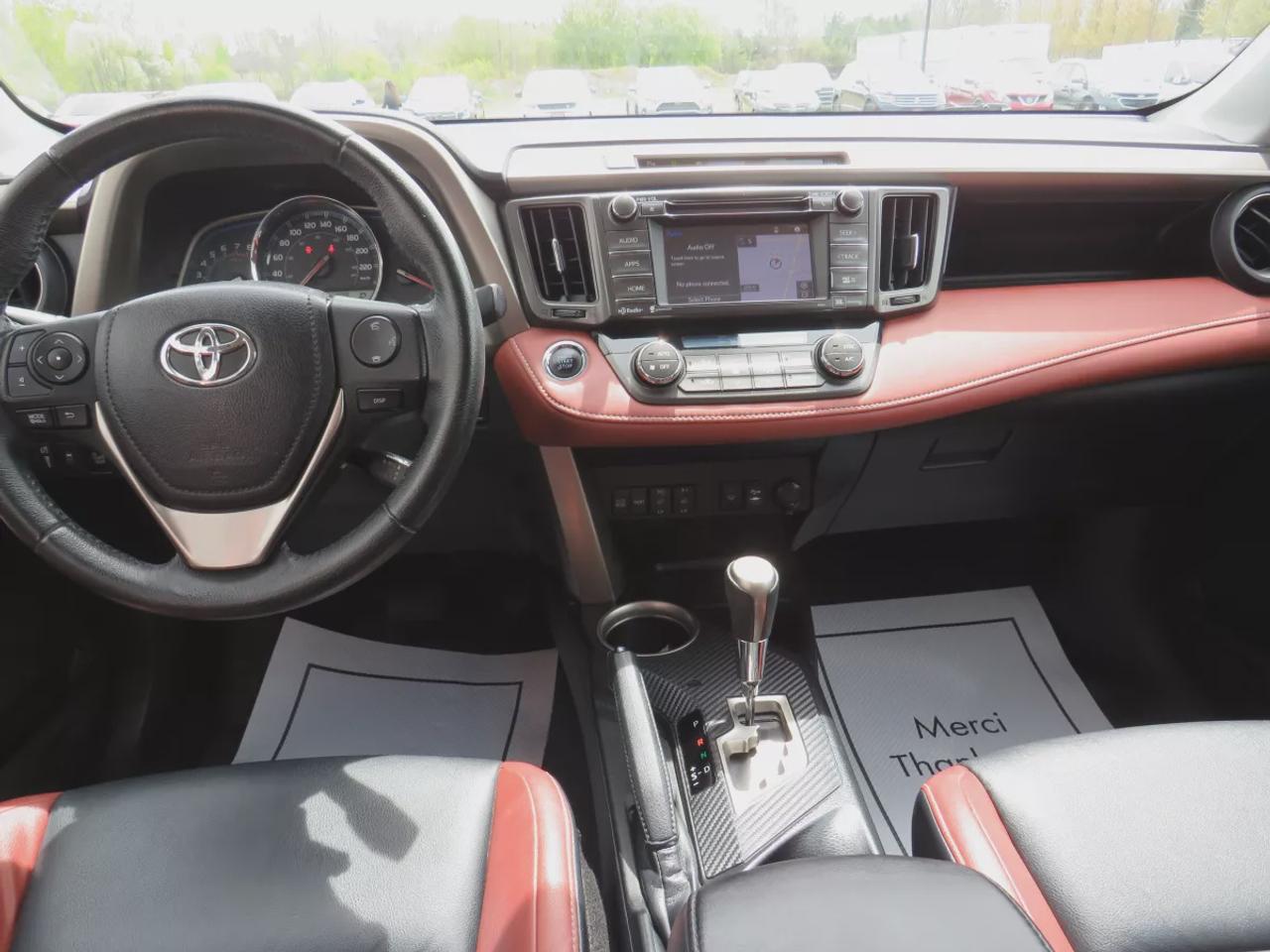 2014 Toyota RAV4 Limited | Clean Title No Accidents | AWD | Alloy Rims | Two Tone Leather | Sunroof | Navigation | Reverse Camera | Photo3