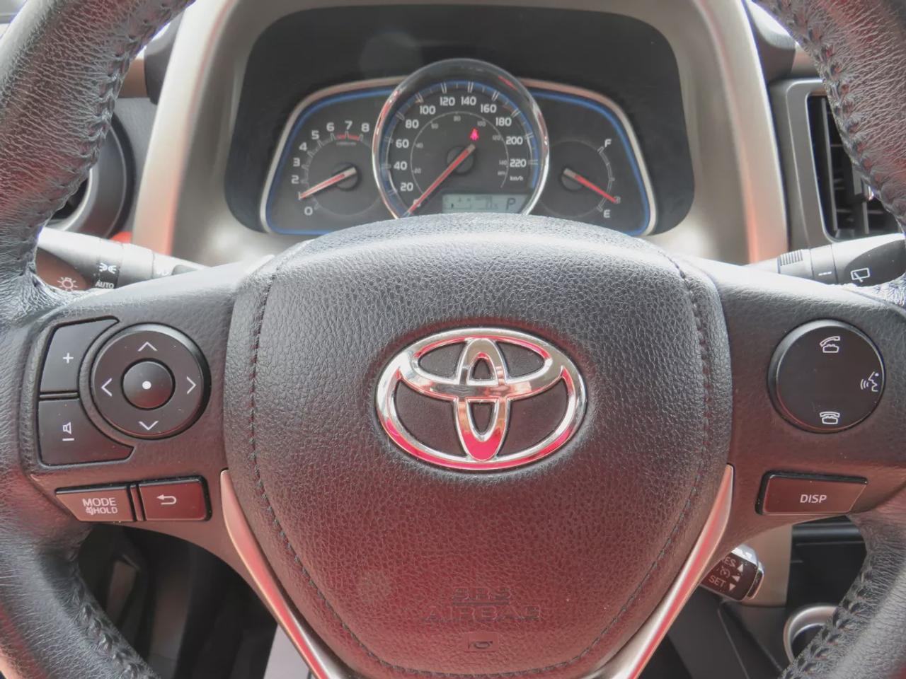 2014 Toyota RAV4 Limited | Clean Title No Accidents | AWD | Alloy Rims | Two Tone Leather | Sunroof | Navigation | Reverse Camera | Photo