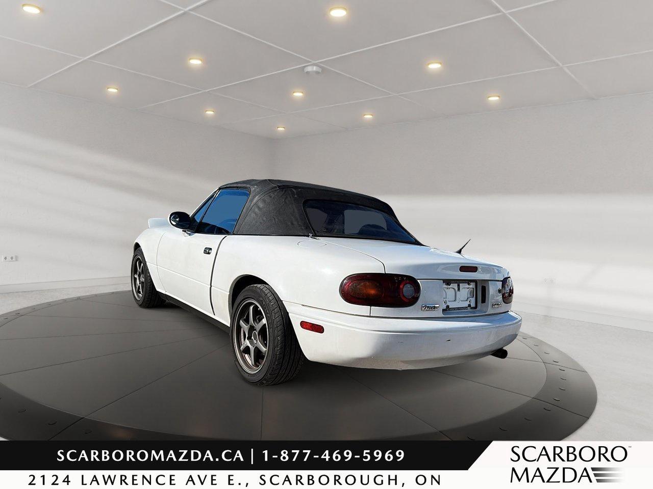 1990 Mazda Miata MX-5 Base Photo