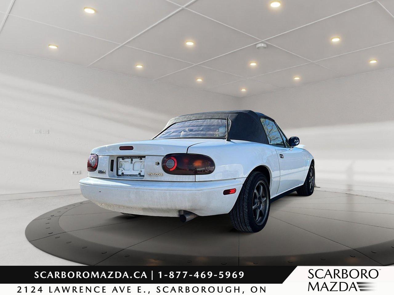 1990 Mazda Miata MX-5 Base Photo