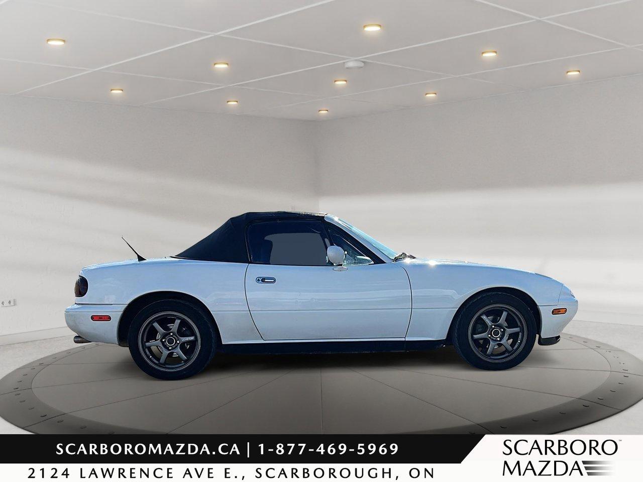 1990 Mazda Miata MX-5 Base Photo