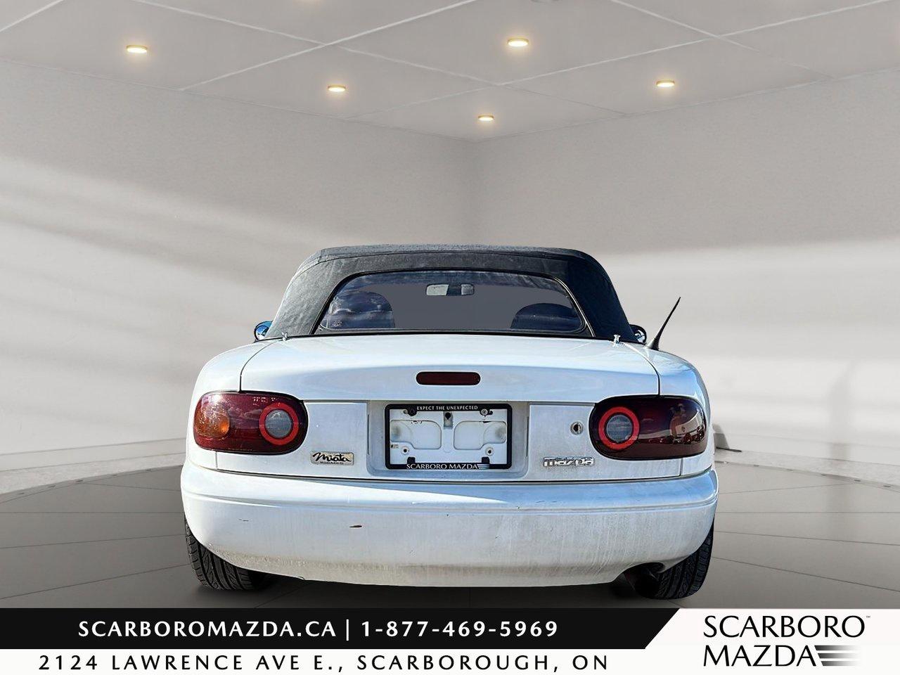 1990 Mazda Miata MX-5 Base Photo