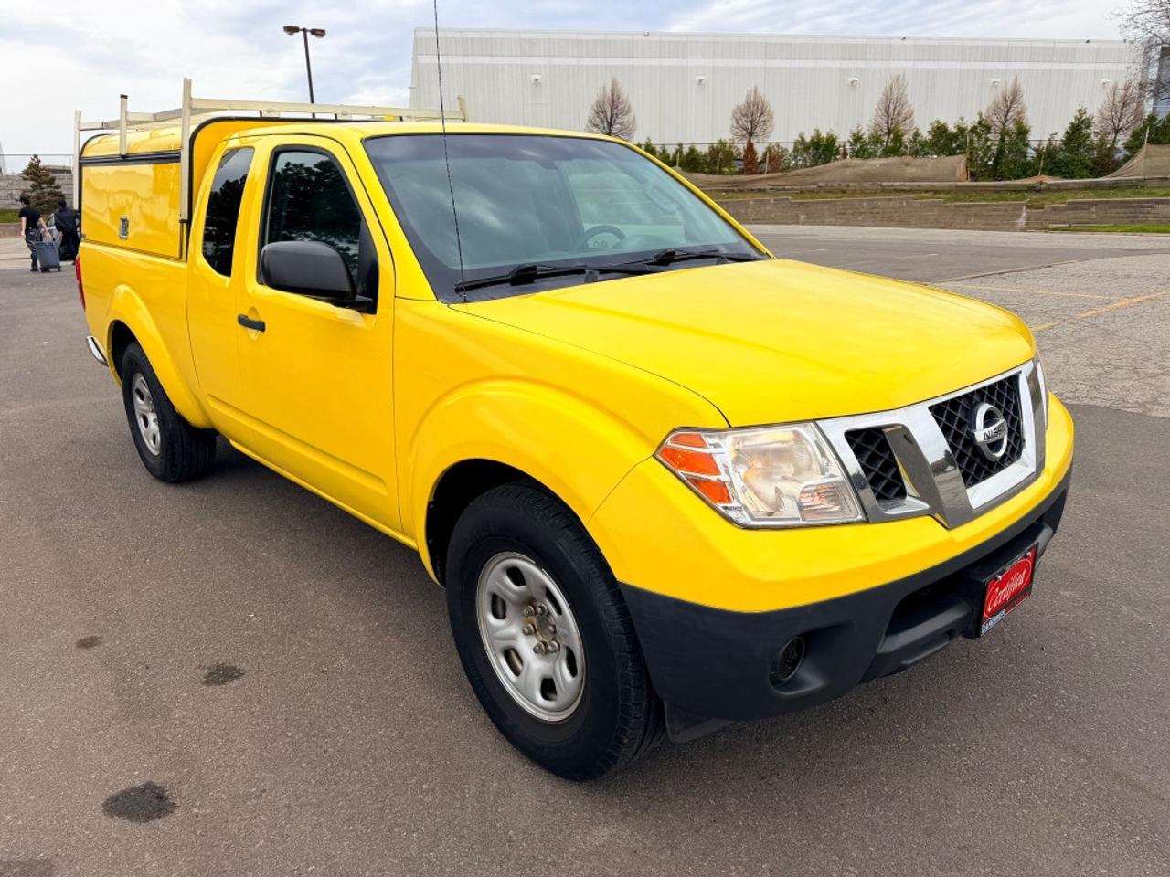 2013 Nissan Frontier 2WD King Cab SWB Automatic S Photo3