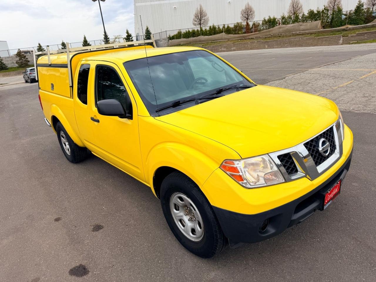 2013 Nissan Frontier 2WD King Cab SWB Automatic S Photo2