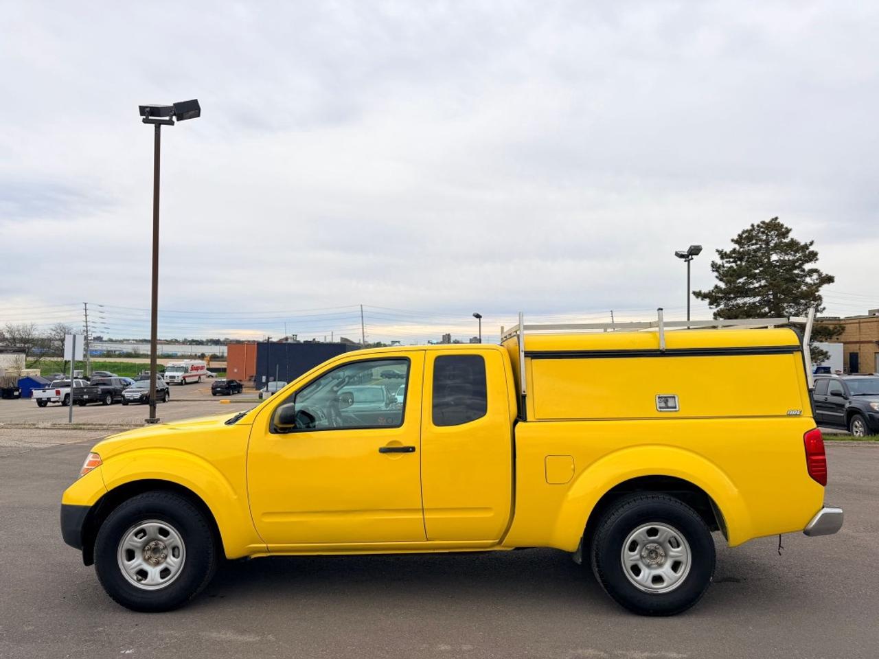 2013 Nissan Frontier 2WD King Cab SWB Automatic S Photo