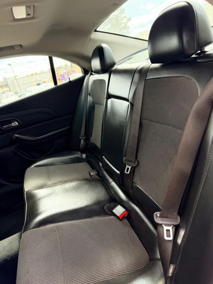 2014 Chevrolet Malibu 1LT 4dr Sedan Automatic Photo