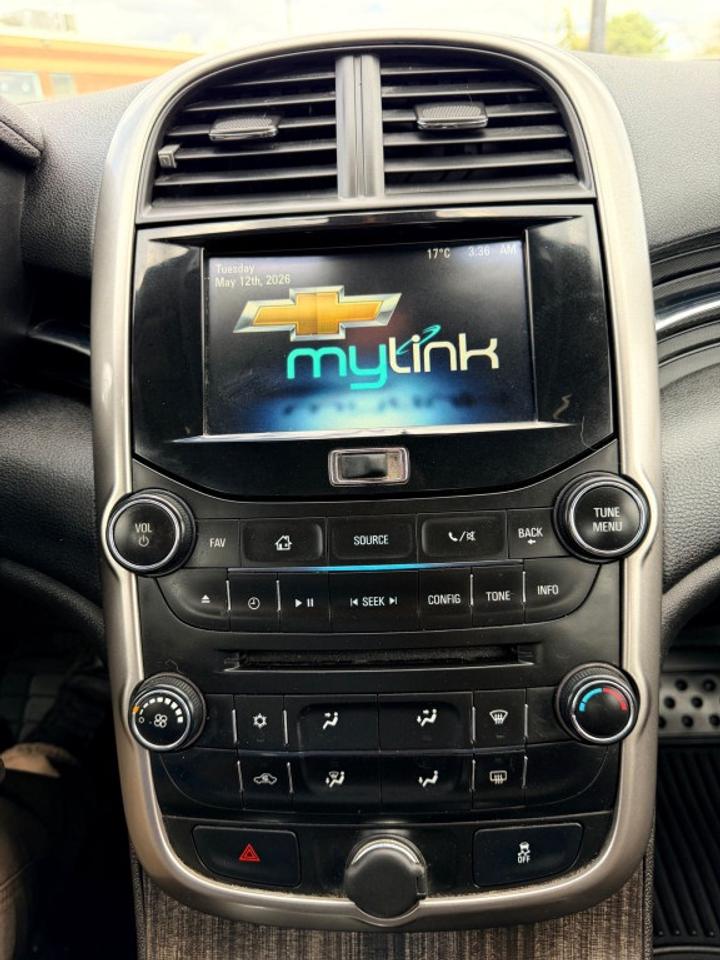 2014 Chevrolet Malibu 1LT 4dr Sedan Automatic Photo