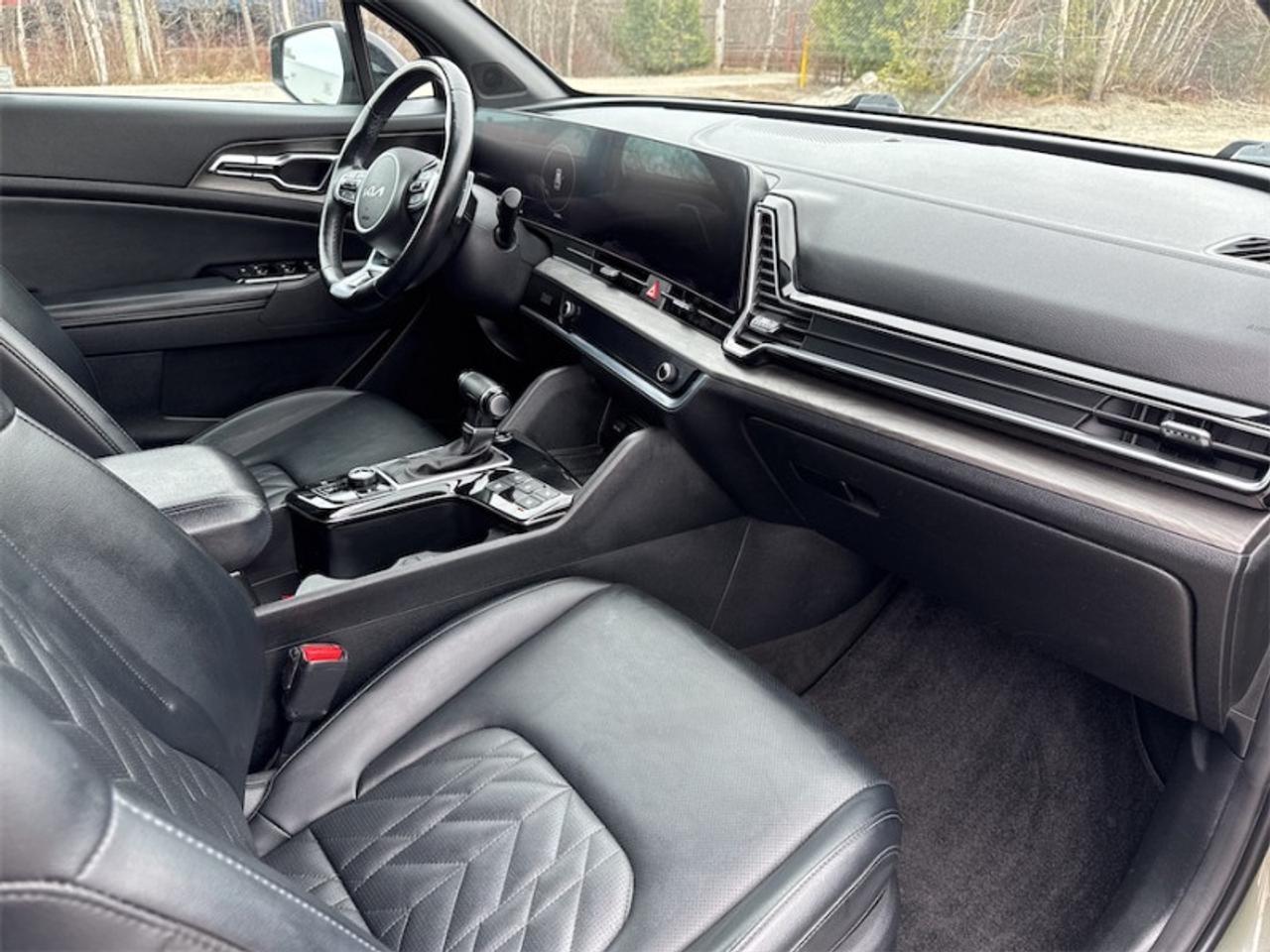 2023 Kia Sportage X-Line Limited  Panoramic Sunroof - $235 B/W Photo