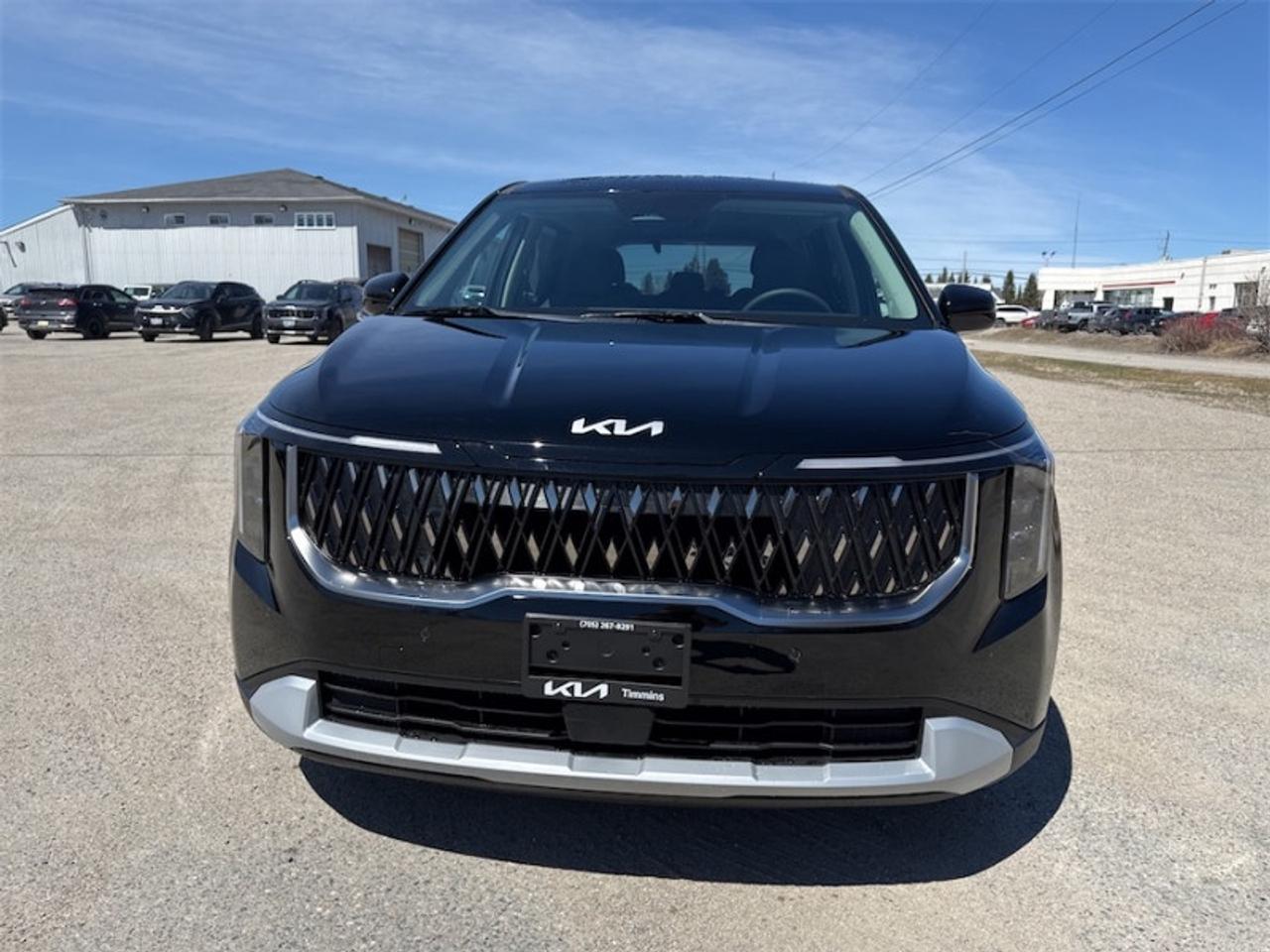 2026 Kia Carnival LX   - Navigation GPS - $311 B/W Photo