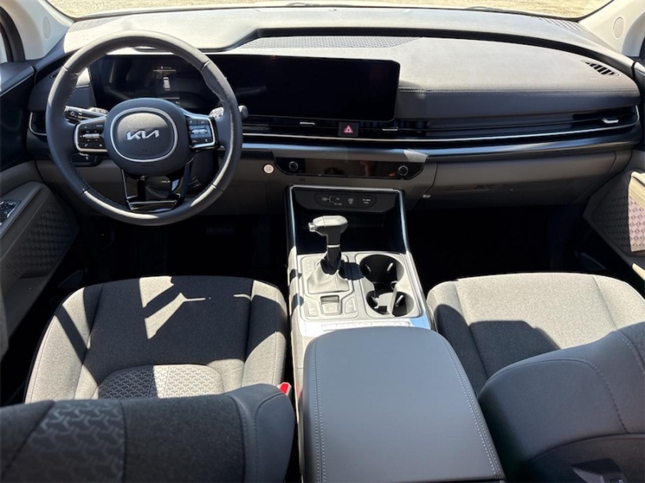 2026 Kia Carnival LX+   - Navigation GPS - $335 B/W Photo