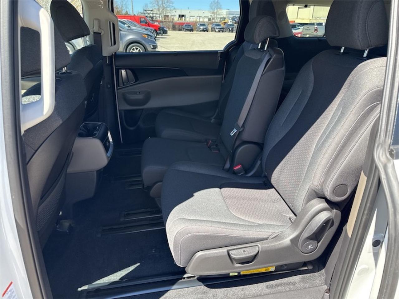 2026 Kia Carnival LX+   - Navigation GPS - $335 B/W Photo