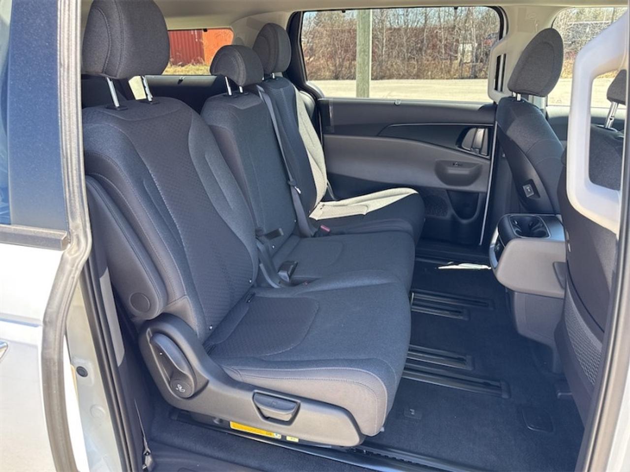 2026 Kia Carnival LX+   - Navigation GPS - $335 B/W Photo