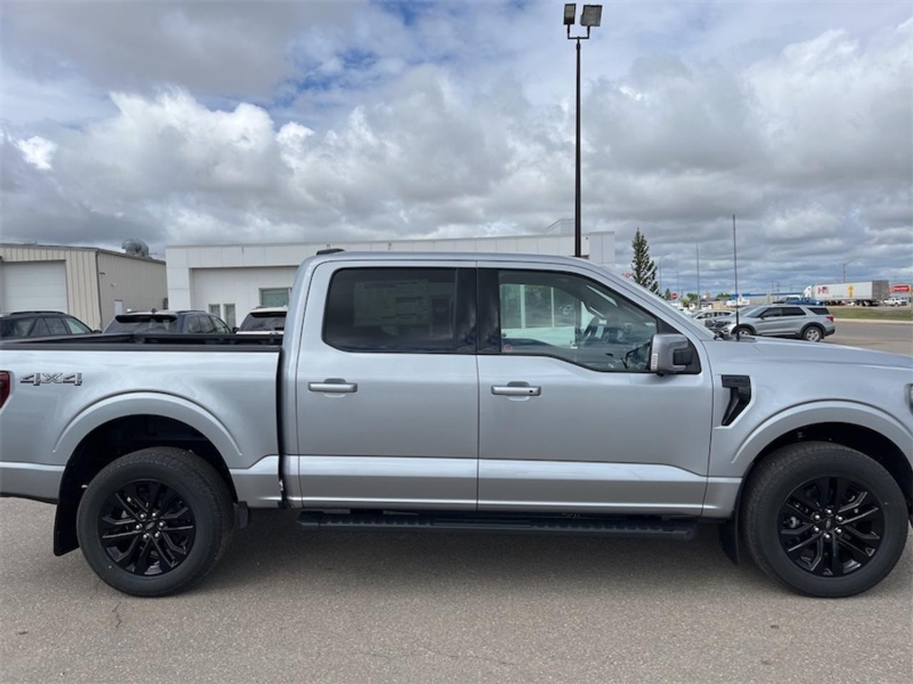 2026 Ford F-150 Lariat  - Tow Package Photo5