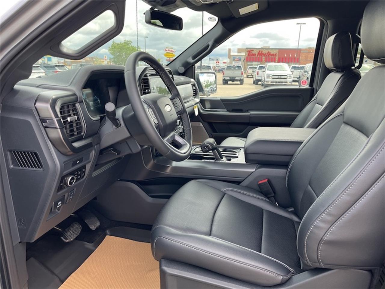 2026 Ford F-150 Lariat  - Tow Package Photo5