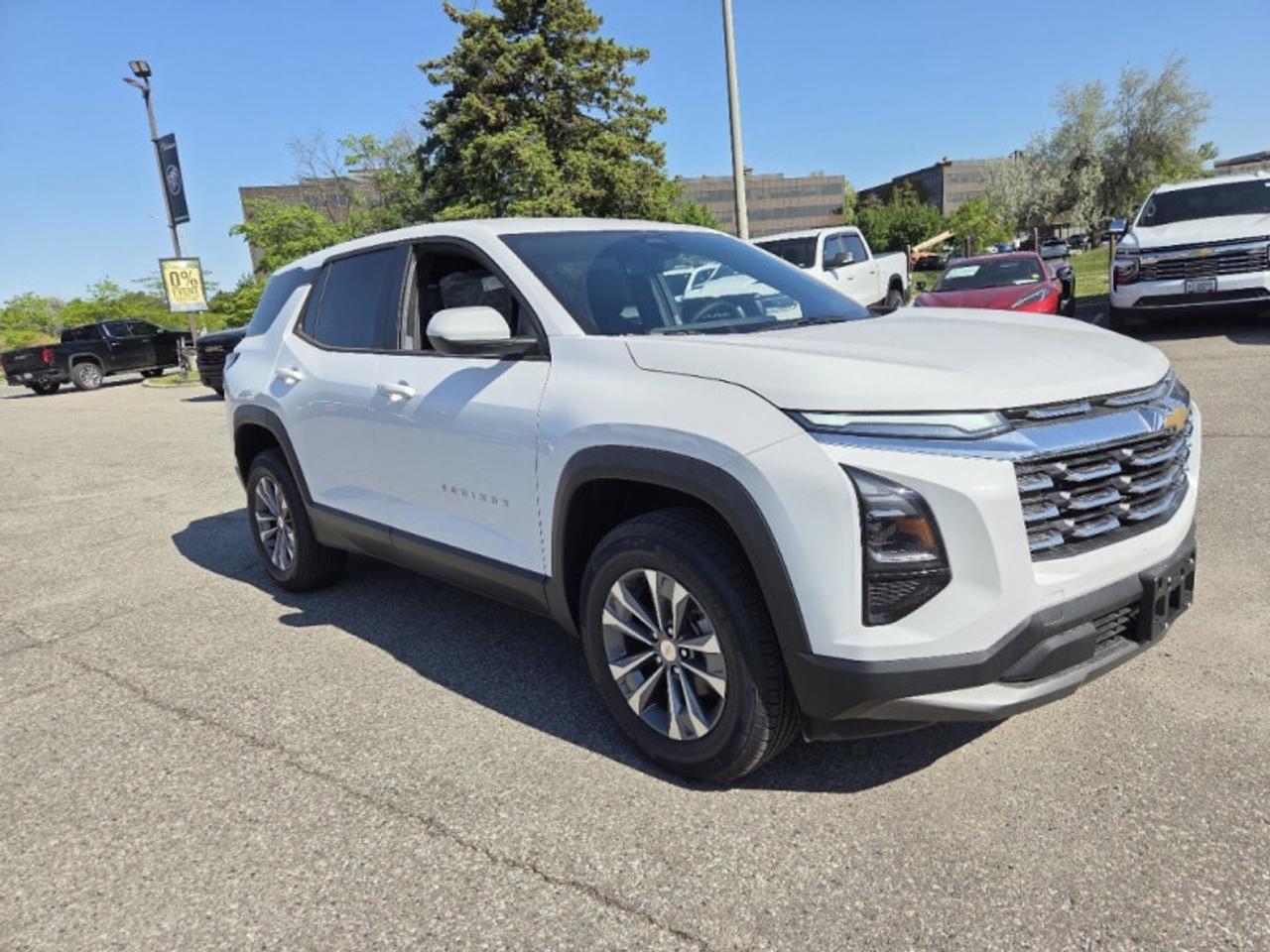 2026 Chevrolet Equinox FWD LT Photo