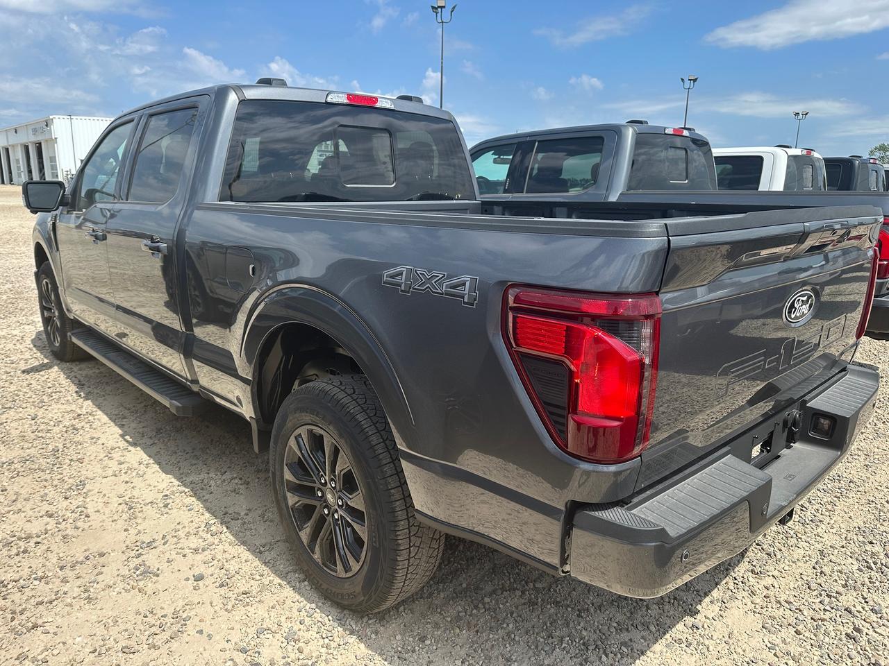 2026 Ford F-150 XLT 4WD SuperCrew 6.5' Box 302A Photo3