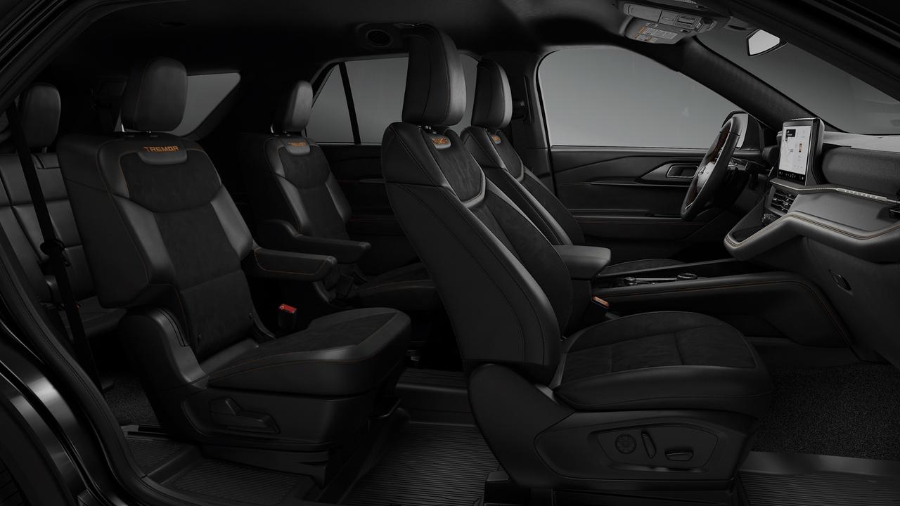 2026 Ford Explorer Tremor 4WD Photo5