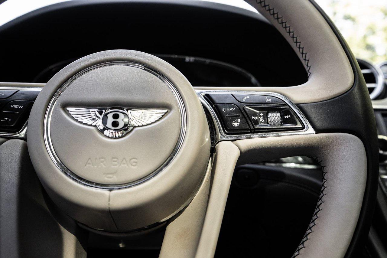2019 Bentley Bentayga V8 Photo