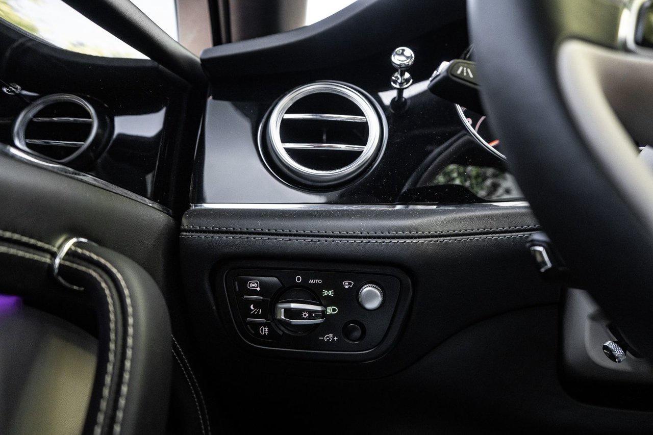 2019 Bentley Bentayga V8 Photo