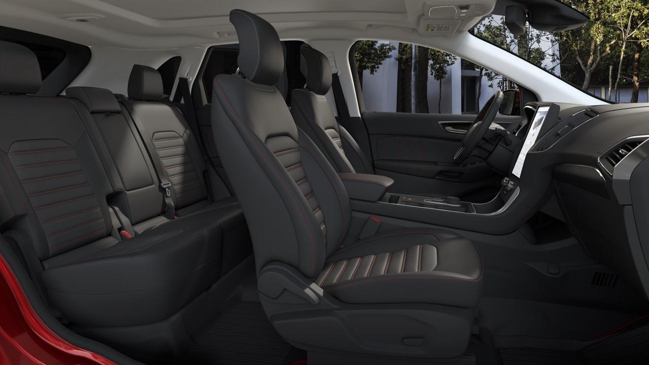 2021 Ford Edge ST Line Photo