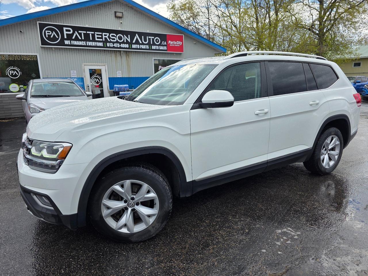SUNROOF - LEATHER - CLEAN CARFAX Conquer every journey in the 2018 Volkswagen Atlas V6 SEL, now available at Patterson Auto Sales. This pre-owned SUV boasts a powerful 3.6L V6 DOHC 24V engine, delivering smooth performance whether youre cruising the highway or exploring new horizons. Enjoy spacious seating for the whole family, premium features, and the confidence of Volkswagen engineering. Elevate your driving experience with the comfort, capability, and style that only the Atlas can offer. Test drive yours today and discover your next adventure.