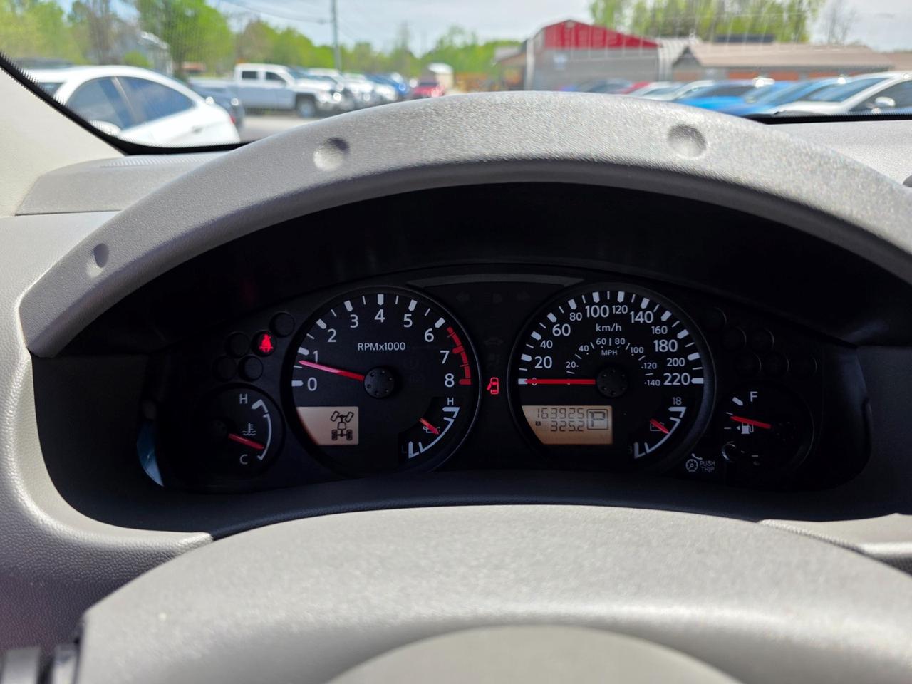 2016 Nissan Frontier SV LWB Photo