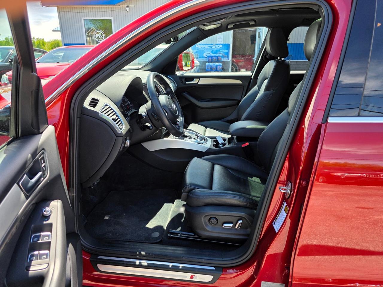 2017 Audi Q5 Premium Plus Photo