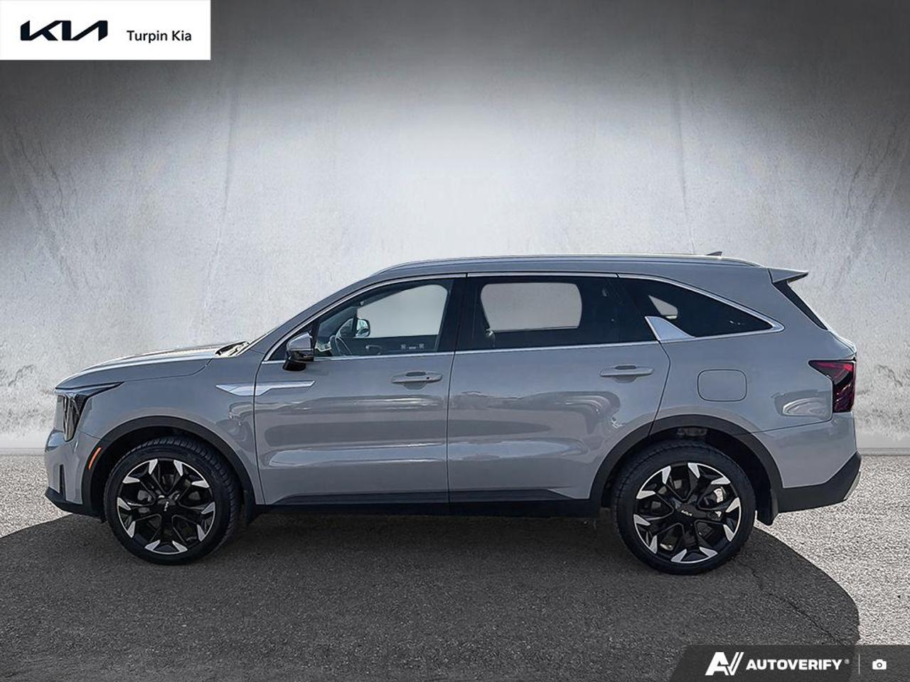 2025 Kia Sorento EX Photo2