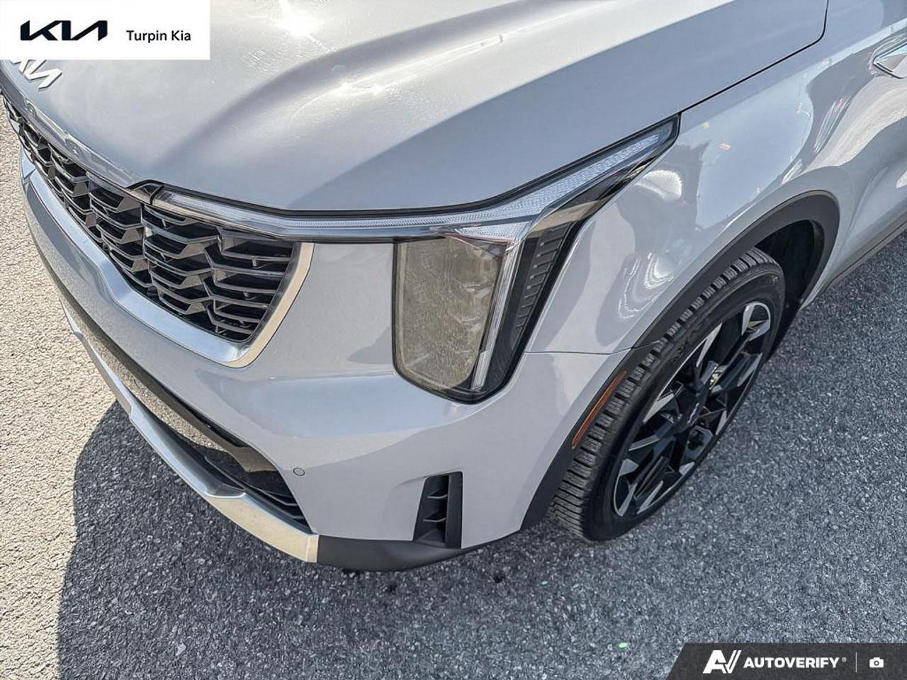 2025 Kia Sorento EX Photo