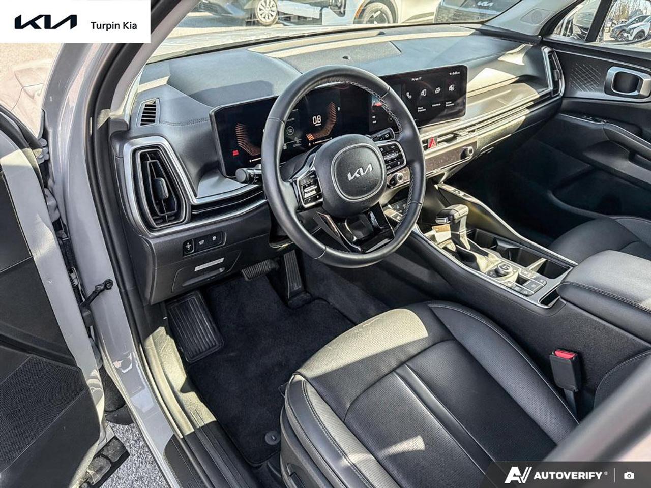 2025 Kia Sorento EX Photo
