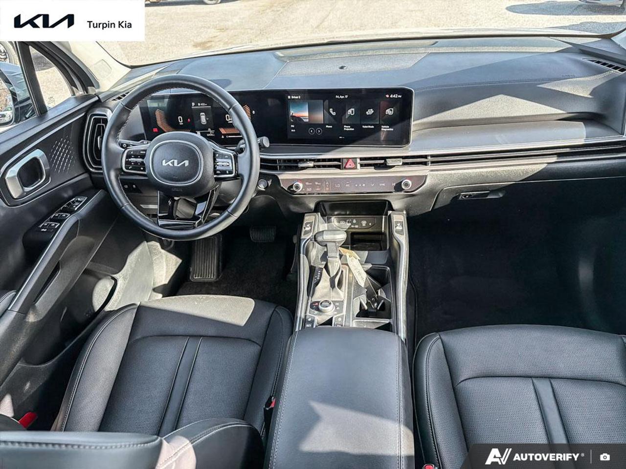 2025 Kia Sorento EX Photo