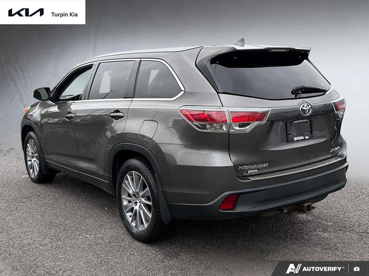 2015 Toyota Highlander XLE Photo