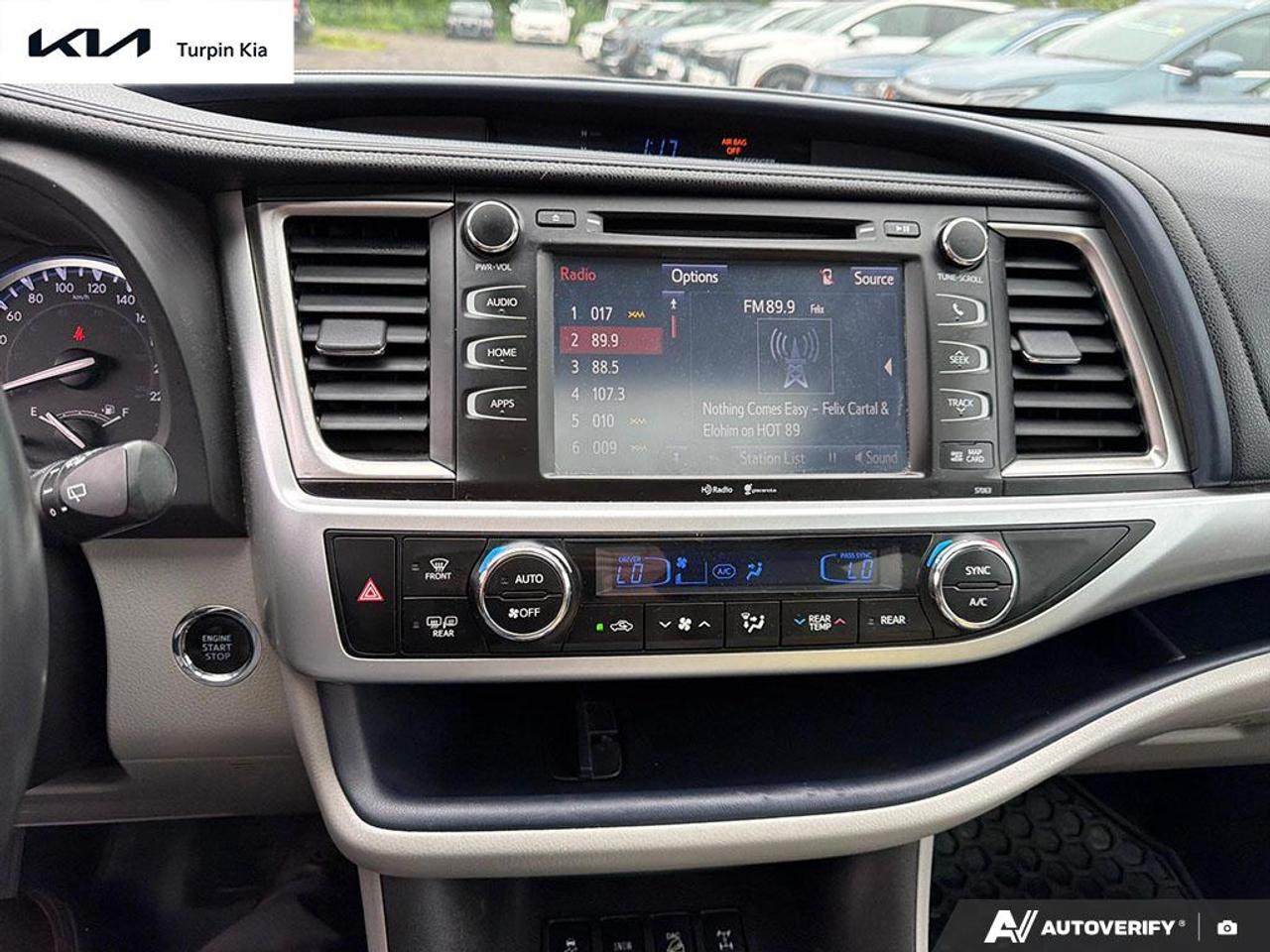 2015 Toyota Highlander XLE Photo