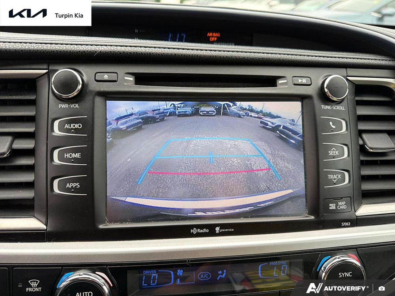 2015 Toyota Highlander XLE Photo