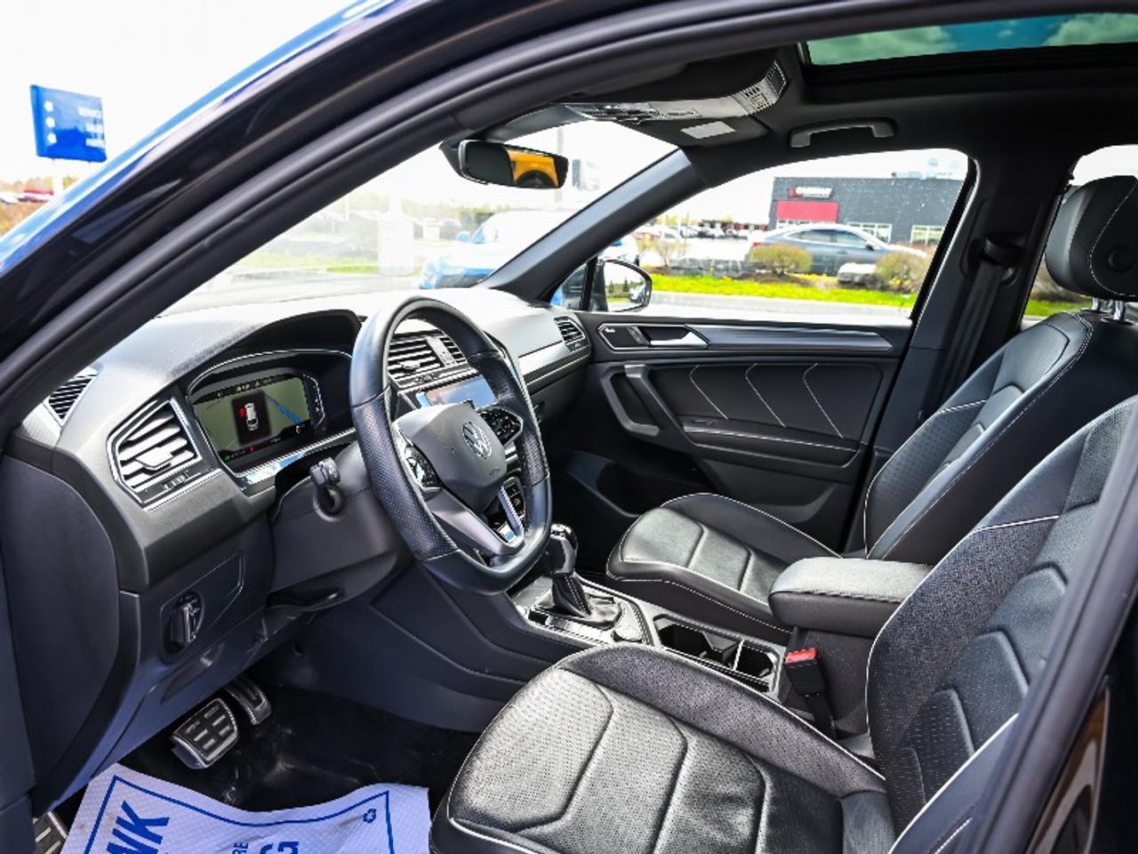 2022 Volkswagen Tiguan Highline R-line Photo
