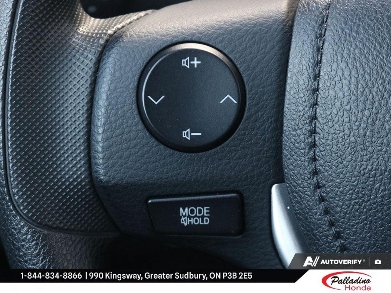 2018 Toyota Corolla LE Photo