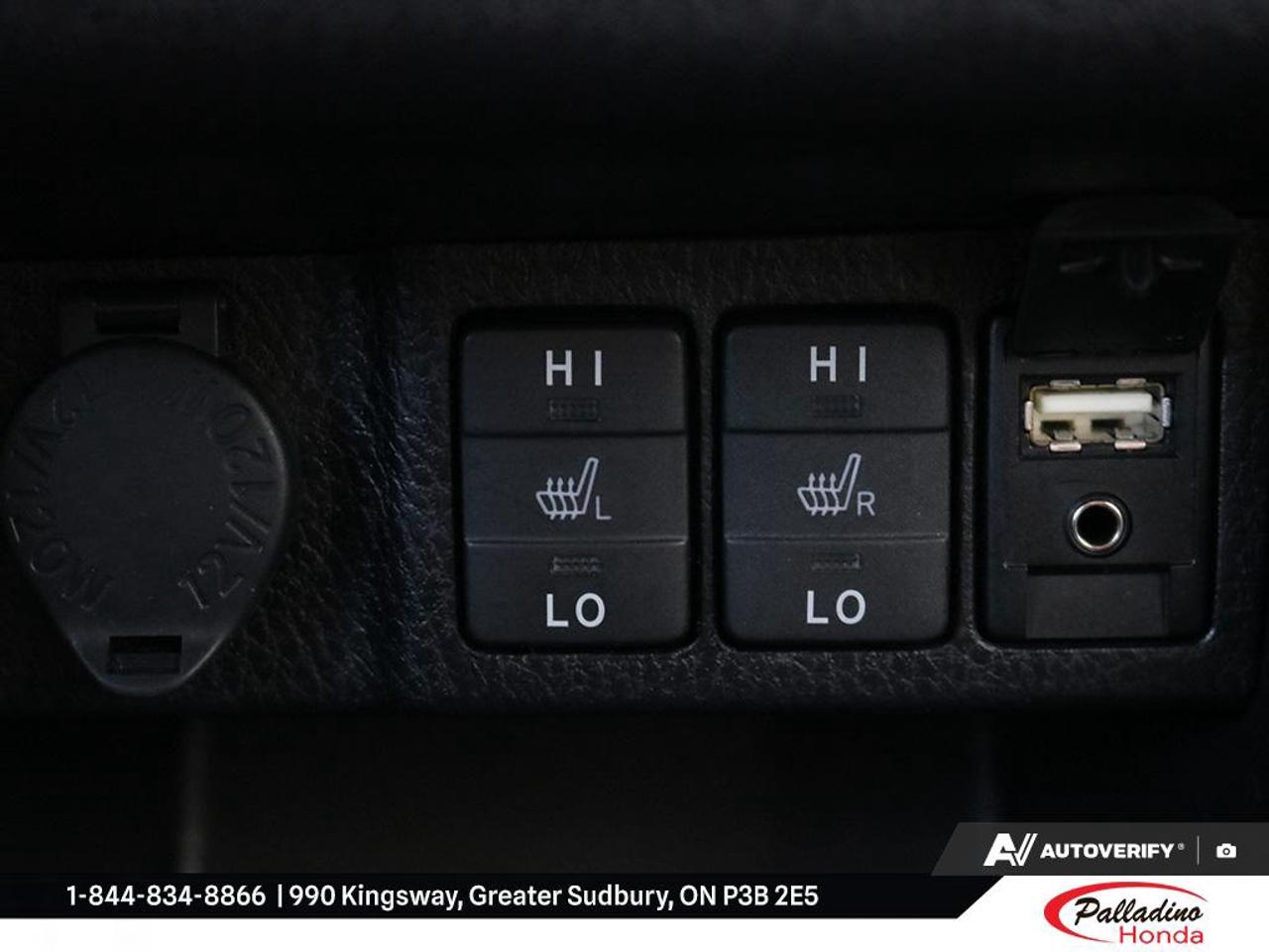 2018 Toyota Corolla LE Photo