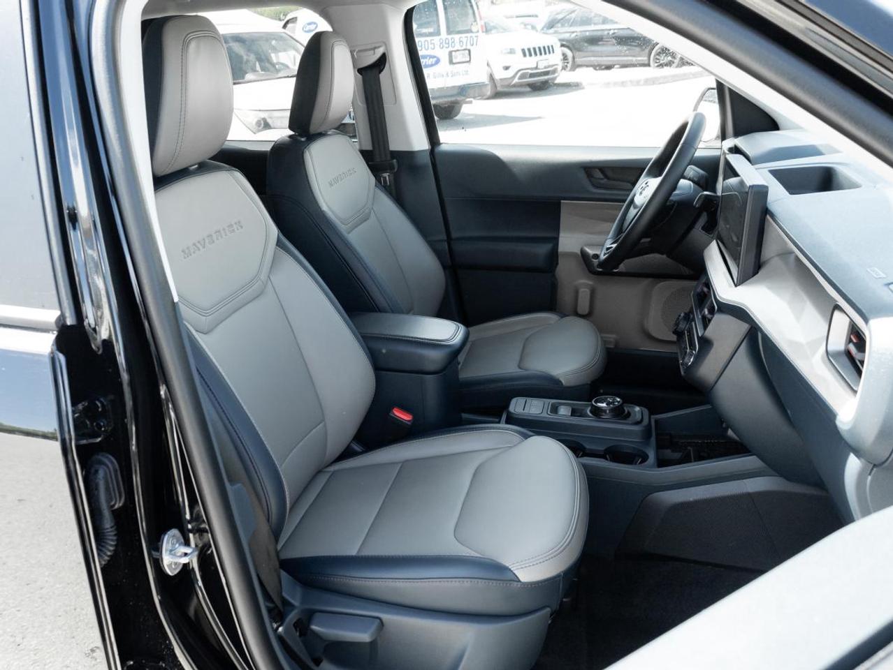 2025 Ford Maverick Lariat Photo