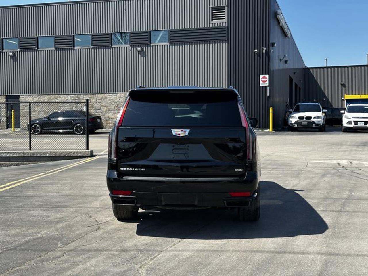 2023 Cadillac Escalade ESV Sport Platinum | Massage Seats | Supercruise | Rear DVD | Pano Sunroof | Hot + Cold Seats & More Photo3