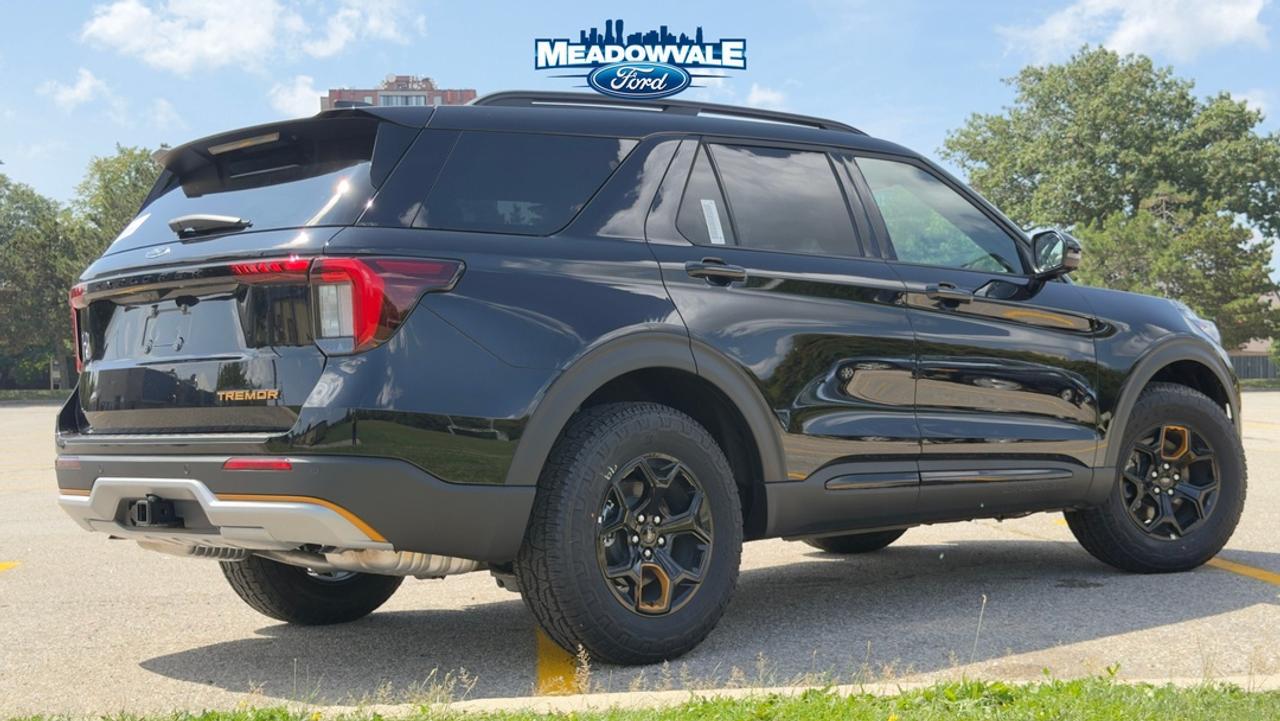 2026 Ford Explorer TREMOR Photo